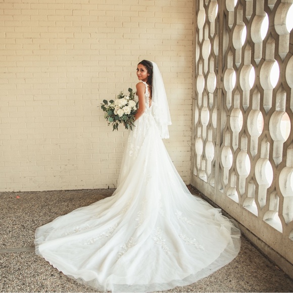 Mori Lee Dresses & Skirts - Size2 Morilee wedding dress and veil!